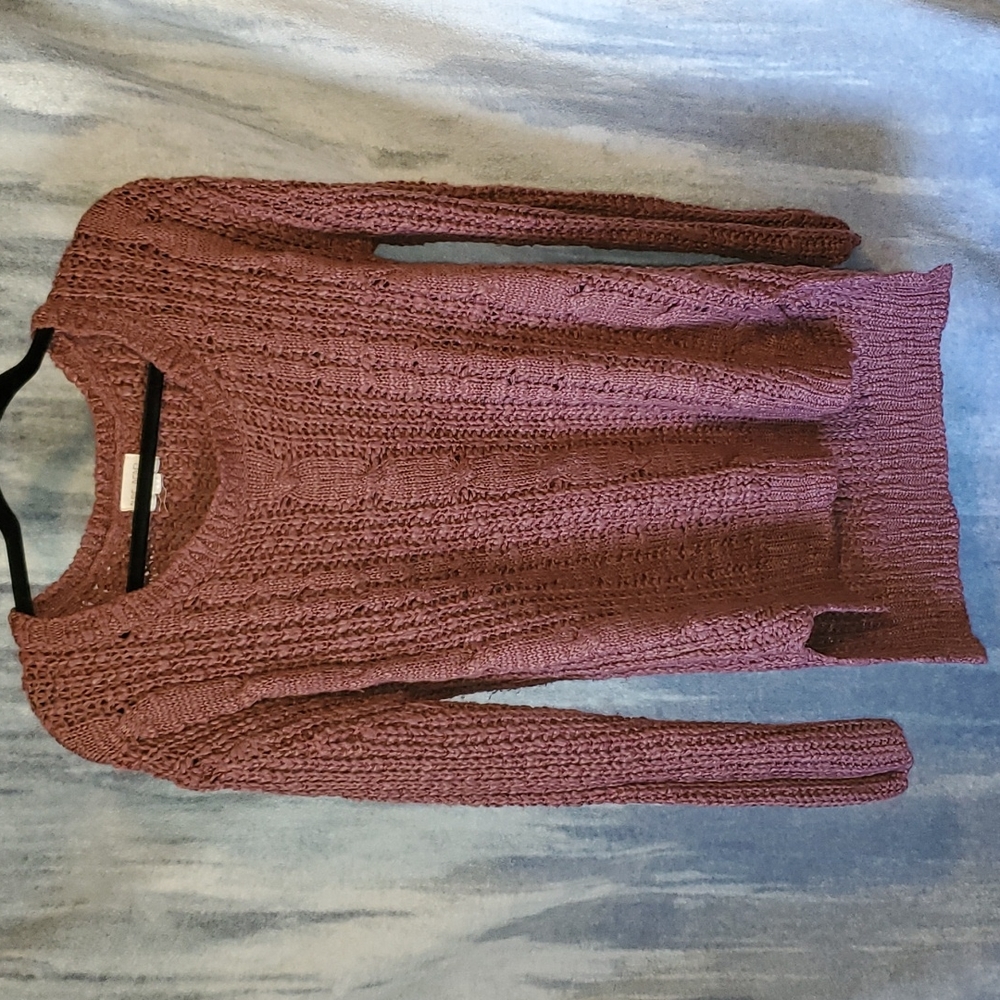 🎉 Pure Rebel Sweater